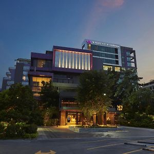 Tk Palace Hotel & Convention